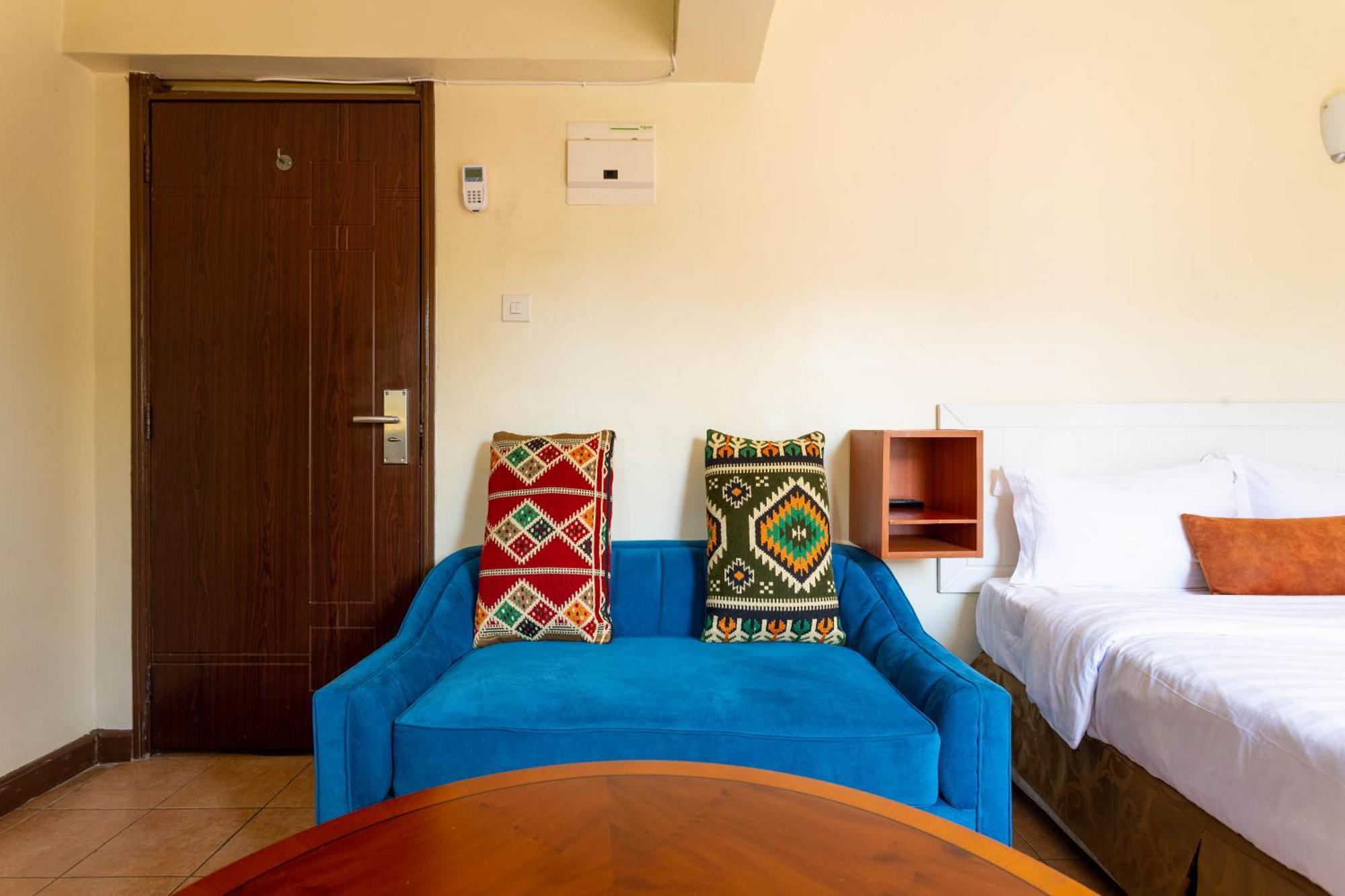 City View With Rooftop Pool - Studio Nairobi Exterior foto